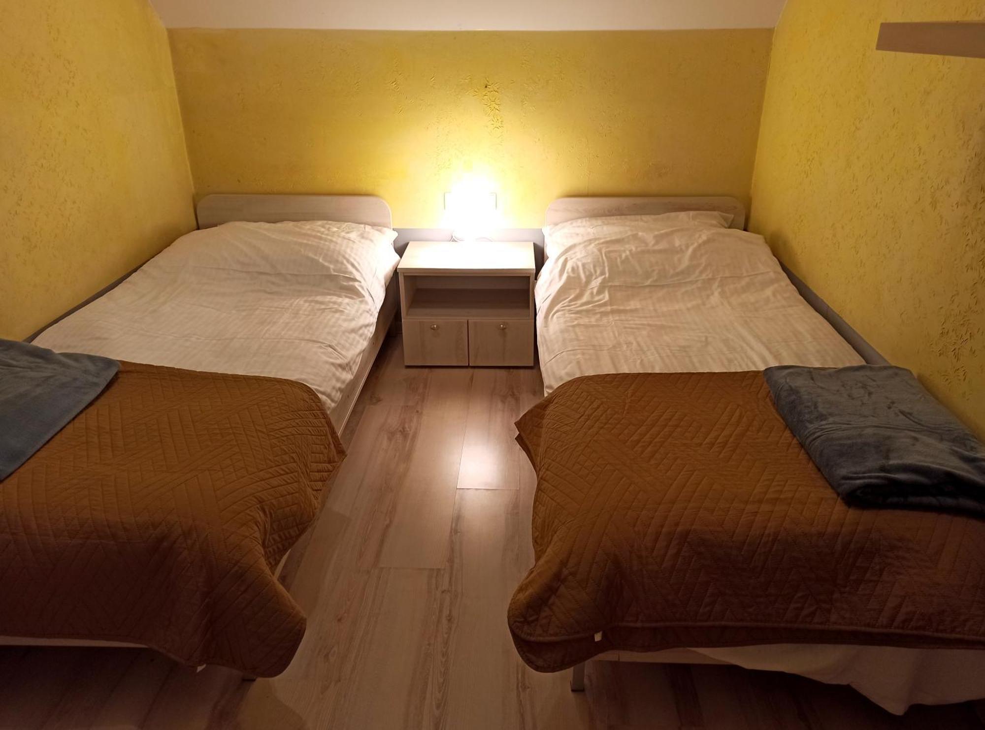 Apartaments Gory Niedzica Zamek Bagian luar foto