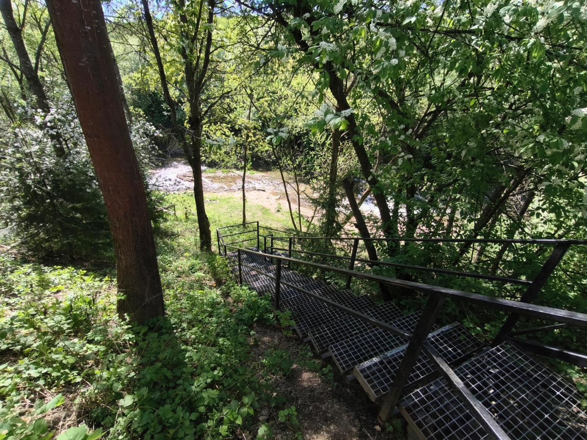 Apartaments Gory Niedzica Zamek Bagian luar foto